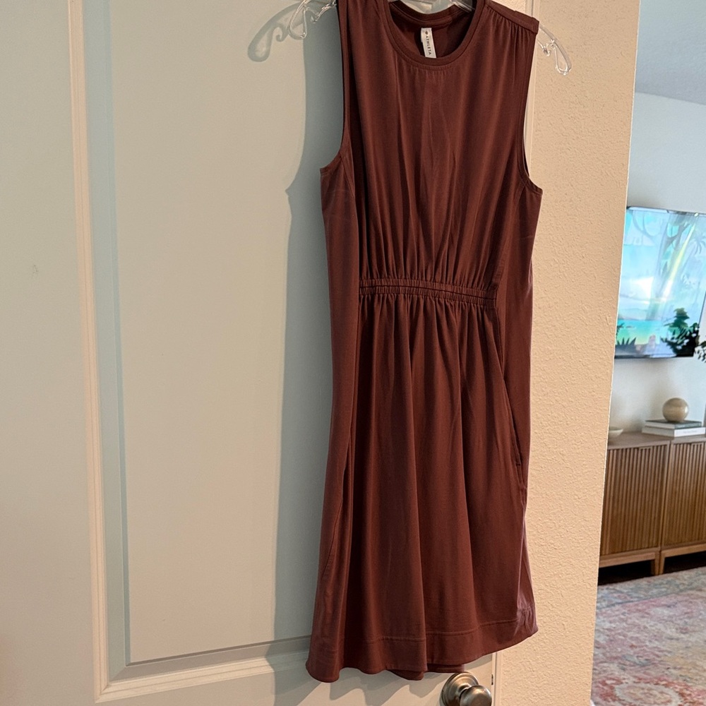 Athleta Sleeveless Midi Dress in Rich Brown
